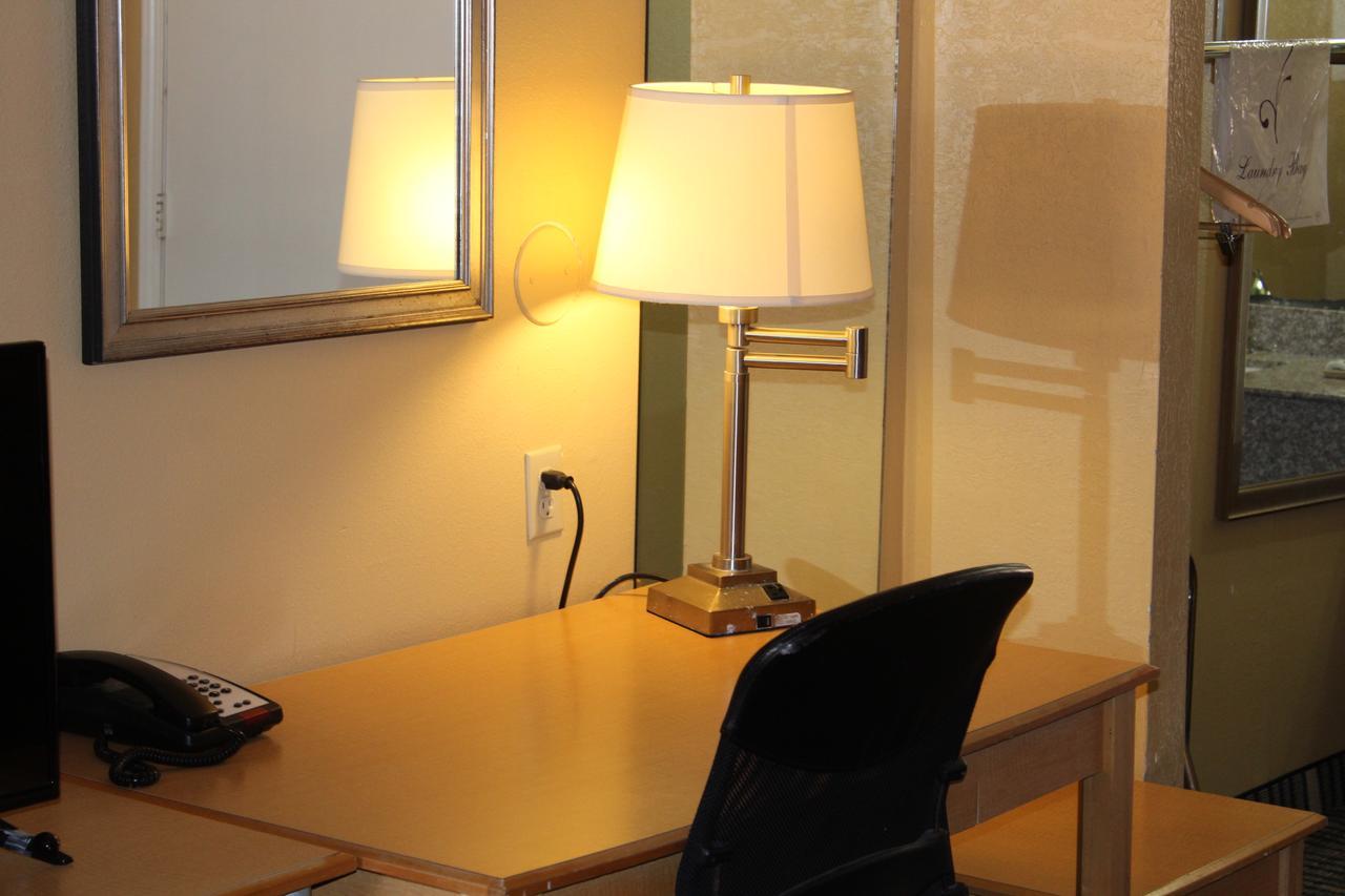 The Executive Inn & Suites Αμαρίλο Εξωτερικό φωτογραφία